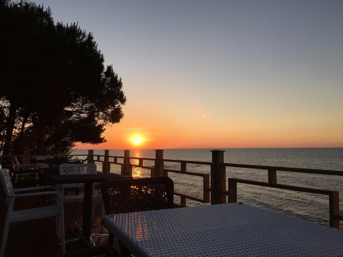 Sebile Hanim Sahil Hotel Unye Exterior foto